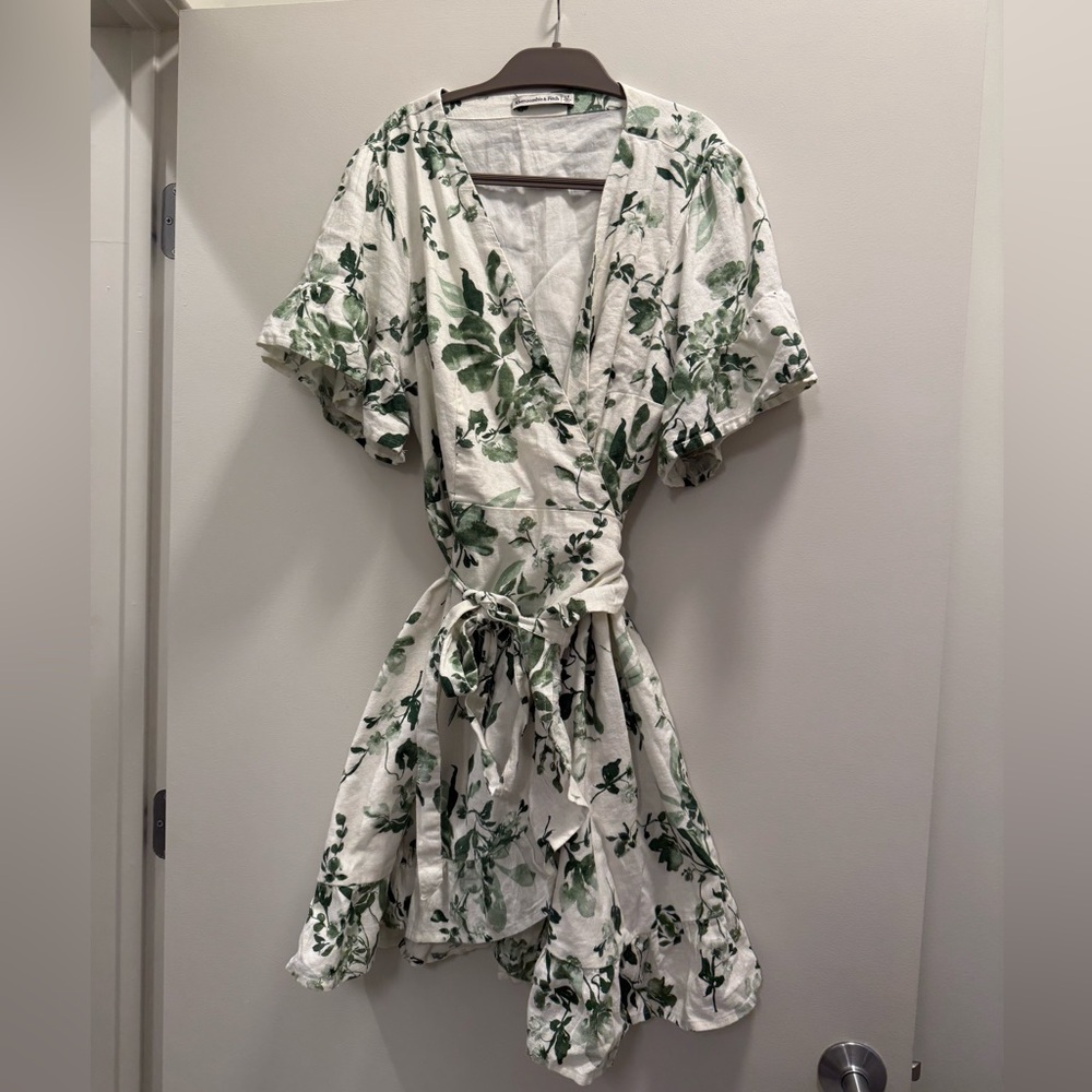 Abercrombie Floral Wrap Dress
